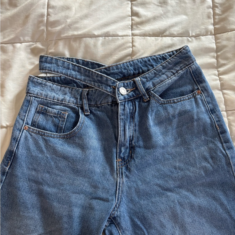 cut out jeans